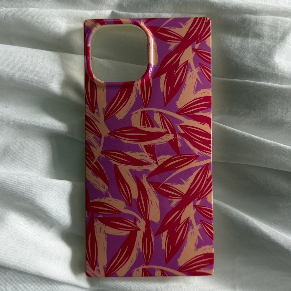 FLAUNT IPhone 15 phone case - Picture 4 of 7